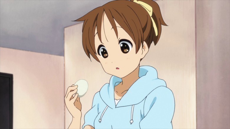 4-) Ui Hirasawa - K-ON!