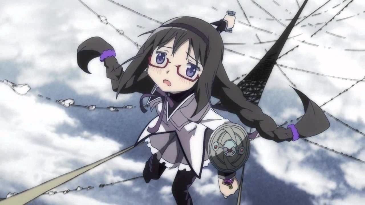 2- Homura Akemi (Puella Magi Madoka Magica) – 679 oy