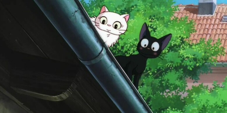 4) Jiji'nin Sevimliliği Lily’e Kur Yapmaya Başladığında Daha da Artıyor — Küçük Cadı Kiki (1989)