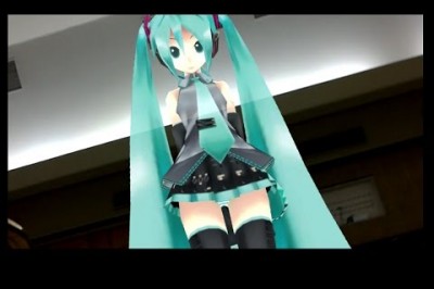 Artırılmış Gerçeklik: Hatsune Miku Gerçeklik Programı